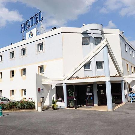 Crystal Hotel Gressy ภายนอก รูปภาพ